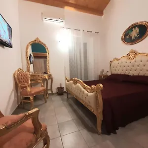 https://casa-san-pio.sicilyhotelsitaly.net