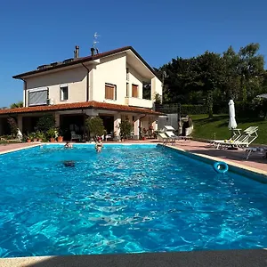 https://villa-dell-artista-villa-anna.emilia-romagnahotels.net